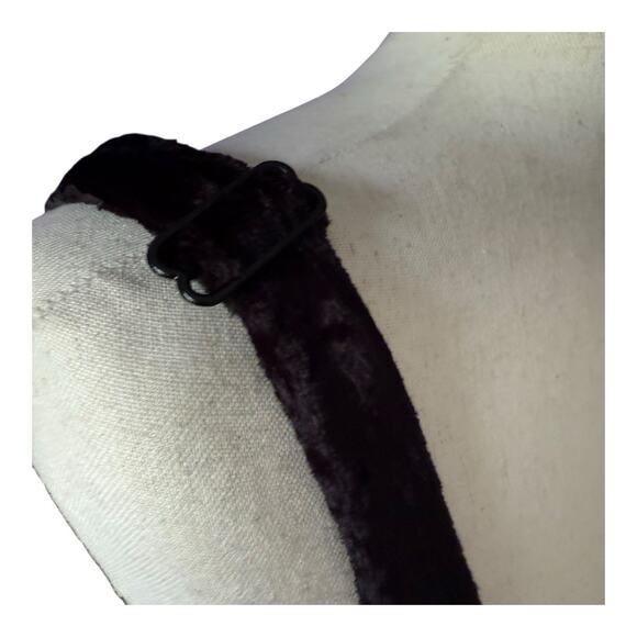 Urban Outfitters Kimchi Blue Jana Velvet Embroidered Top Romantic Streetwear S - Picture 9 of 12